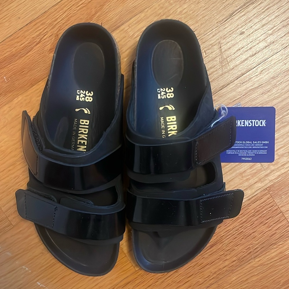 Never Worn Birkenstock Slides!